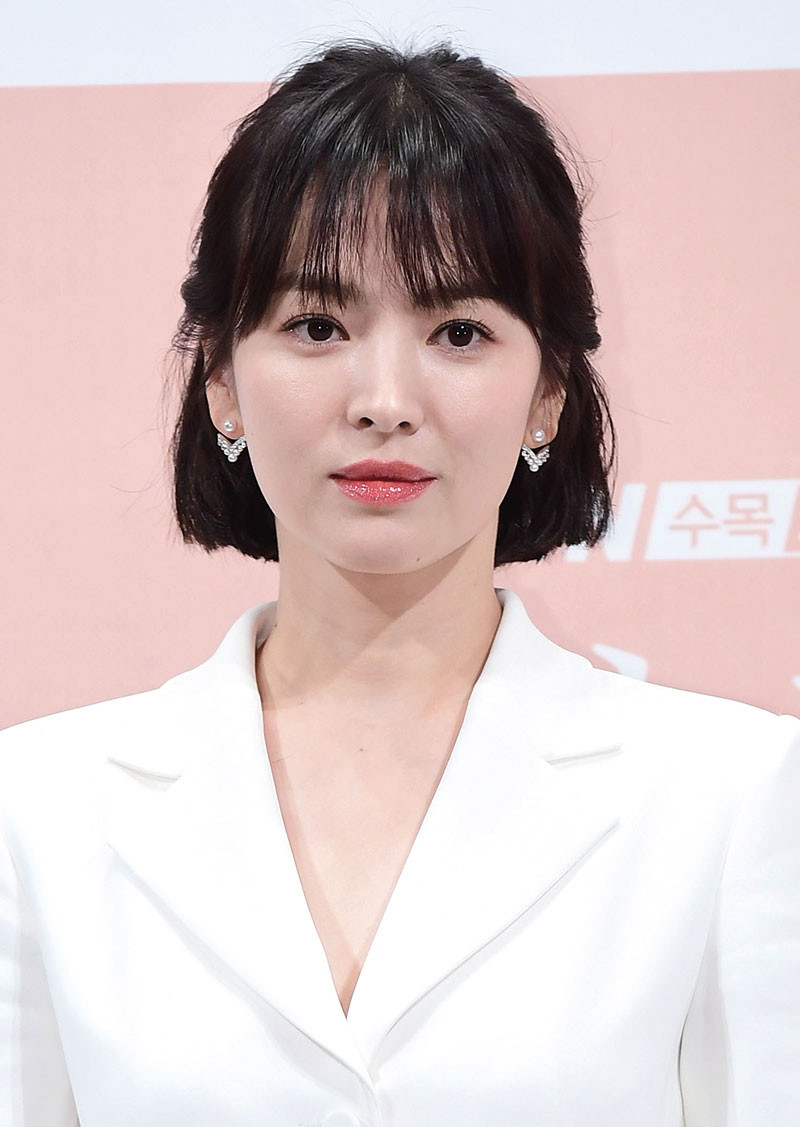 Song Hye-Kyo Makes Statement On Divorce From Song Joong-Ki - E! Online - AP